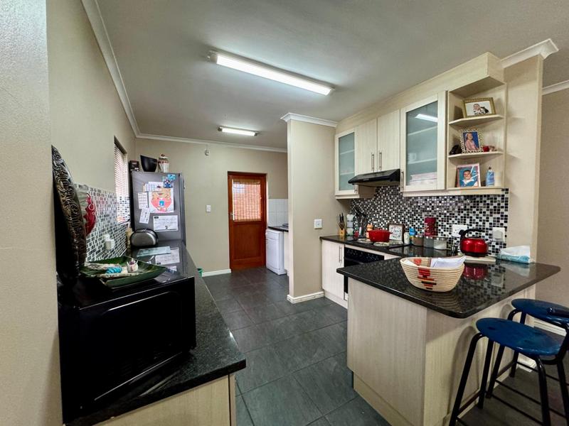 3 Bedroom Property for Sale in Soneike Western Cape